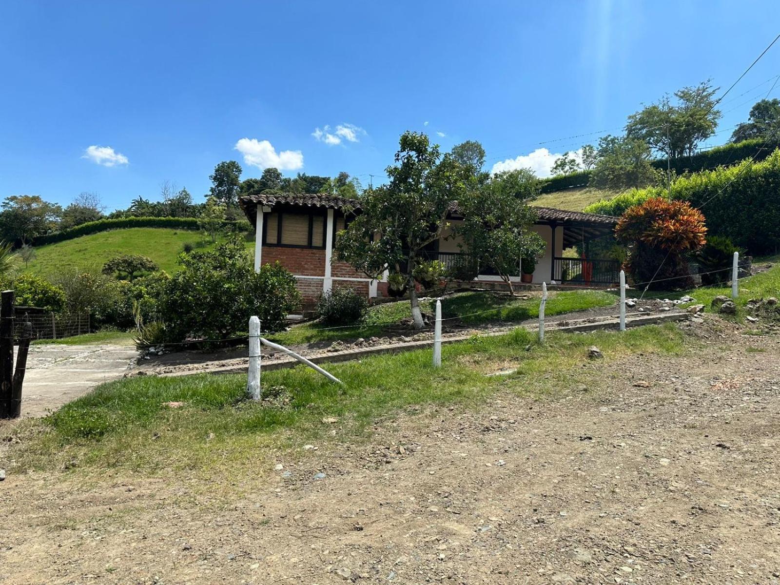 Vila Casa Campestre Buga Parcelacion Paraiso De Sonsito Exteriér fotografie